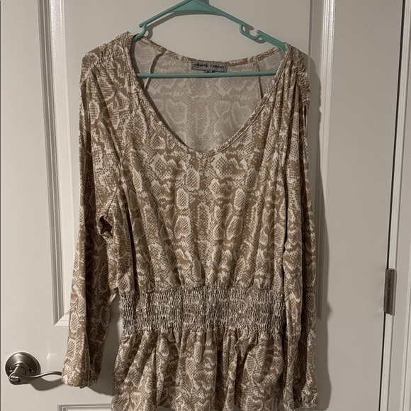 Absolutely Famous Tan Snake Print Blouse - Picture 1 of 3